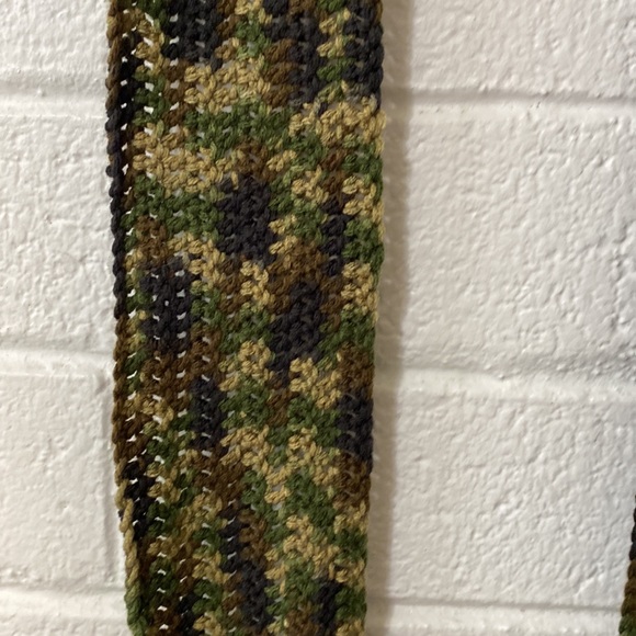 NEW Handmade 72” Camo Crochet Knit Scarf Yarn 4.5 inch wide 6 feet long Punk - Picture 2 of 5